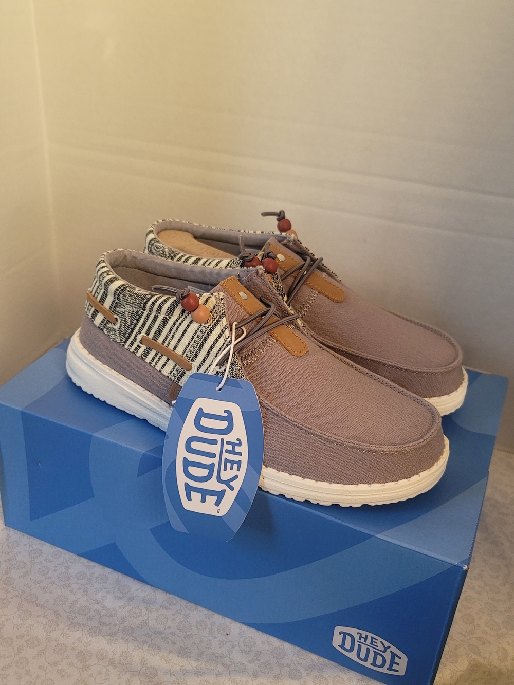 NEW HEY DUDE ELLIE FESTIVAL WOMANS US 6 Boulder Slip On Shoes